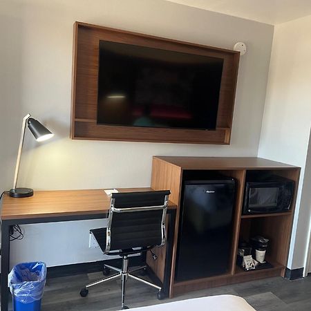 La Quinta Inn By Wyndham Amarillo Mid-City מראה חיצוני תמונה